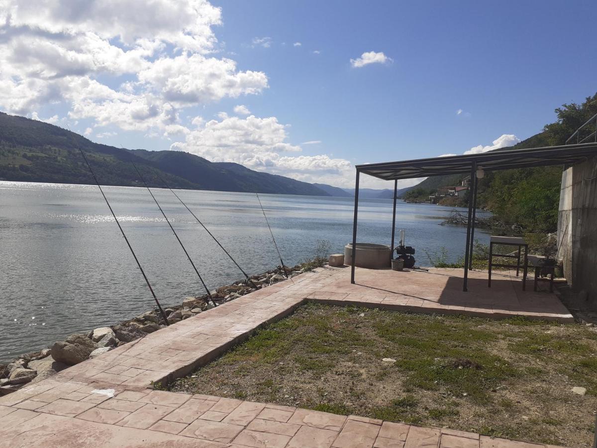 Cazanele Dunarii "La Cumatru" Dubova Exterior foto