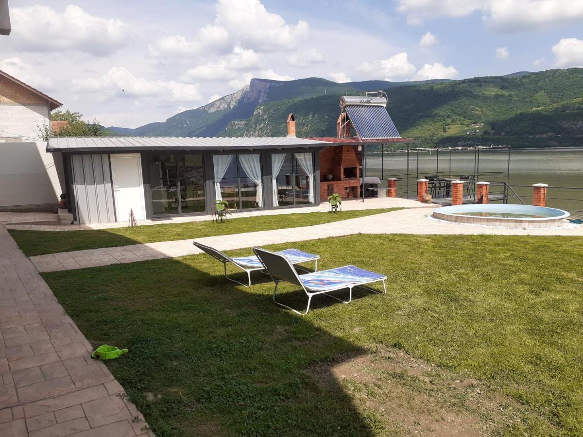 Cazanele Dunarii "La Cumatru" Dubova Exterior foto