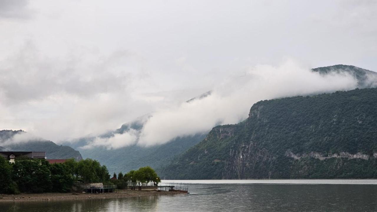 Cazanele Dunarii "La Cumatru" Dubova Exterior foto