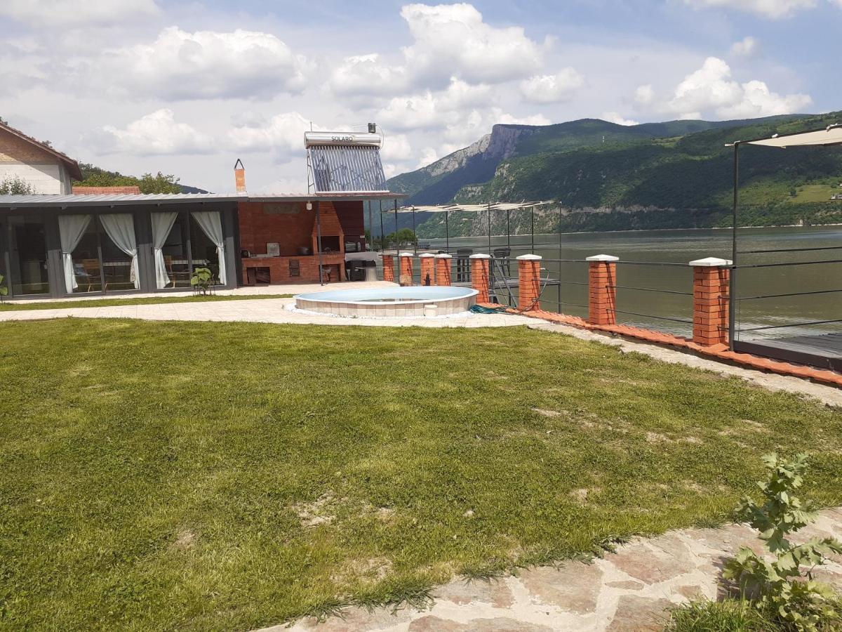 Cazanele Dunarii "La Cumatru" Dubova Exterior foto